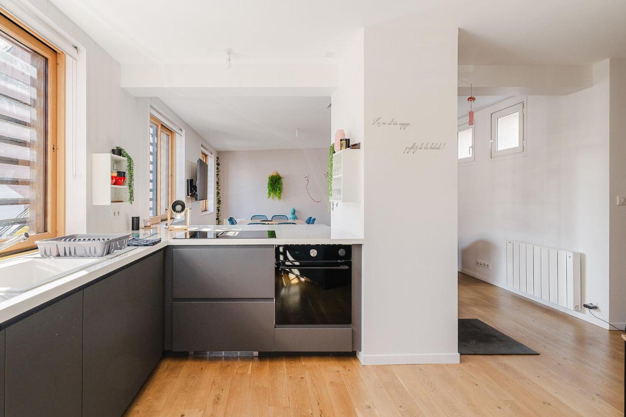L'Atelier, Appartement Lumineux Et Cosy Ploërmel Eksteriør bilde